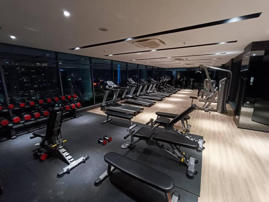 Cl 29A Insta Klcc View & Infinity Pool Apartment Kuala Lumpur Exterior photo