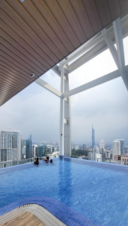 Cl 29A Insta Klcc View & Infinity Pool Apartment Kuala Lumpur Exterior photo