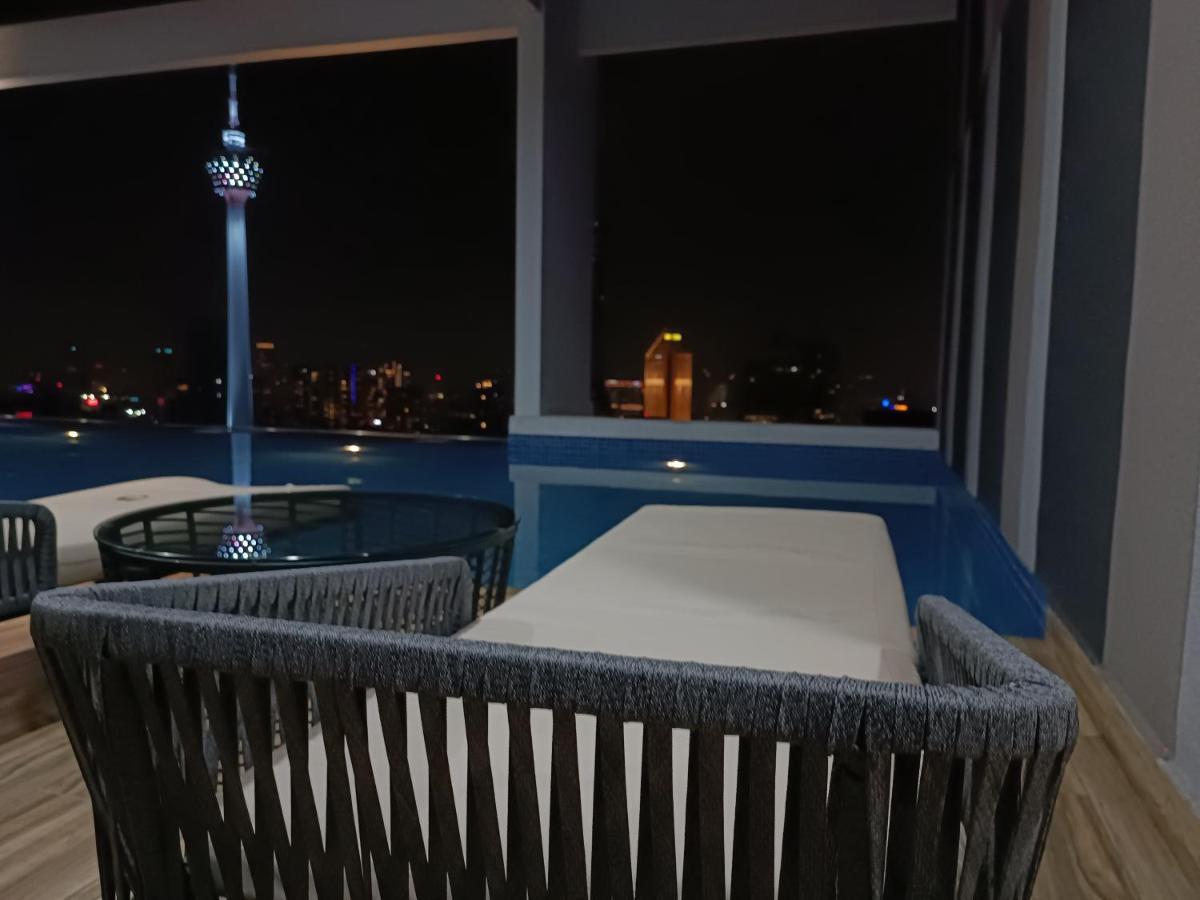 Cl 29A Insta Klcc View & Infinity Pool Apartment Kuala Lumpur Exterior photo